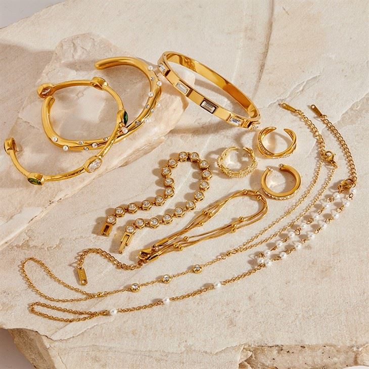 Stylish Linked Finger Bracelet best